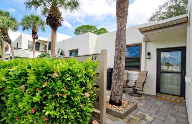 401 PALM TREE Drive Gallery 4