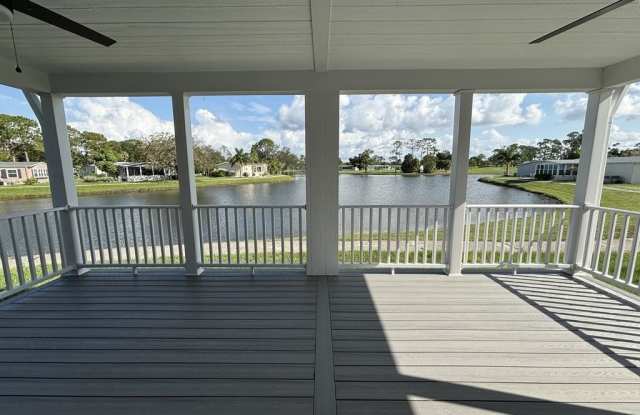 19419 Tarpon Woods Court Gallery 3