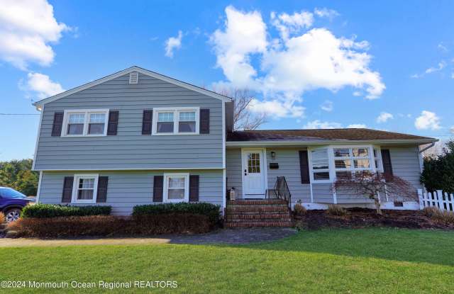 59 Pinewood Avenue - 59 Pinewood Avenue, West Long Branch, NJ 07764