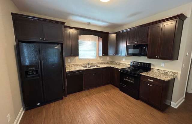 PRE-LEASING FOR AUGUST 5TH 2027! Gallery 4