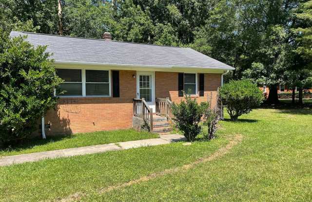 Room in 2 Bedroom Home at Indian Trail photos photos