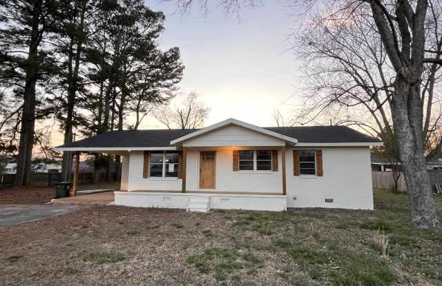 1506 Coleman Avenue - 1506 Coleman Avenue, Athens, AL 35611