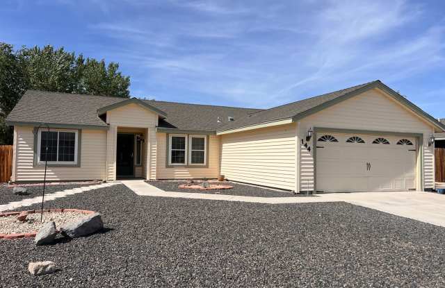 Quaint 3 Bedroom Fernley Home photos photos