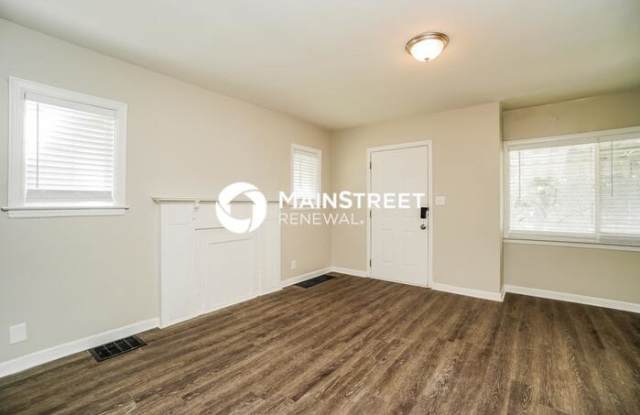 1638 Manchester Avenue Gallery 4