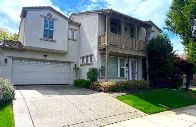 CLEAN AND SPACIOUS 4 BED, 2.5 BATH WITH COVERED BACK PATIO AND LUSH LANDSCAPING IN WESTLAKE COMMUNITY photos photos