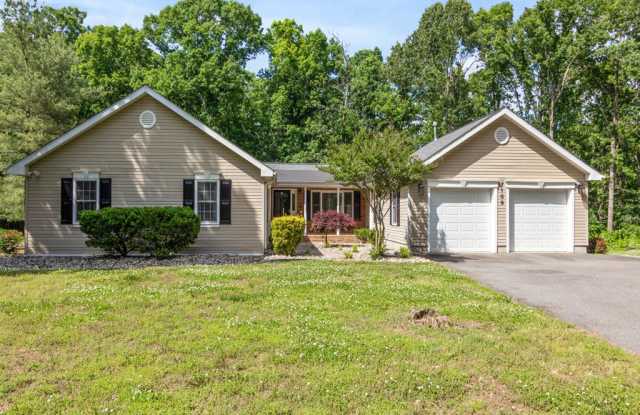 7109 SMITH STATION ROAD - 7109 Smith Station Road, Spotsylvania County, VA 22553