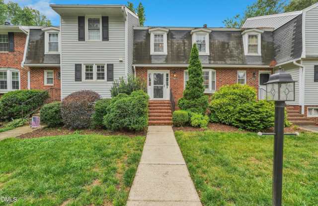 918 Hampshire Court photos photos