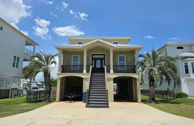Waterfront 4/2 in Terry Cove with pool and boat dock photos photos