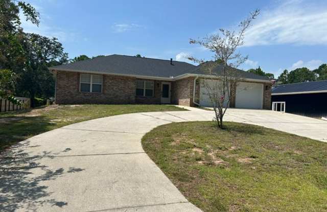 Beautifully Renovated 3-Bedroom Home Near Florida’s Gulf Coast! Gallery 3
