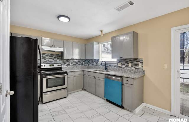 Charming 3BR House in Jonesboro photos photos