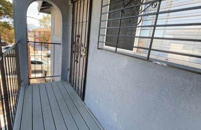 1521 Cobb Lane Gallery 1