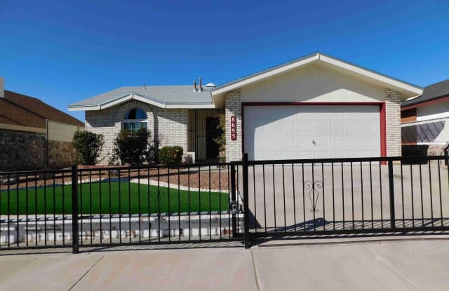 8695 PILGRIMAGE Circle photos photos