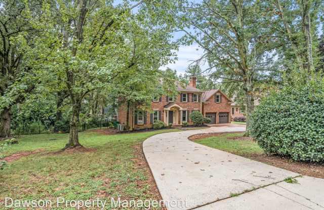 6639 Sharon Road Gallery 2
