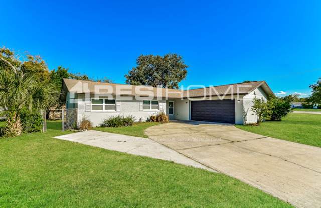 2025 Fairlane Drive photos photos