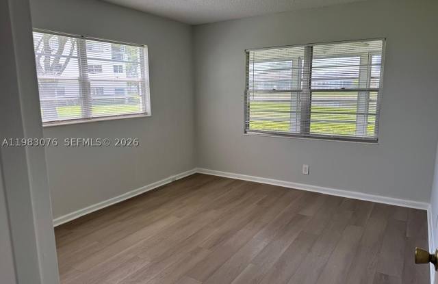 257 Fanshaw G - 257 Fanshaw G, Palm Beach County, FL 33434