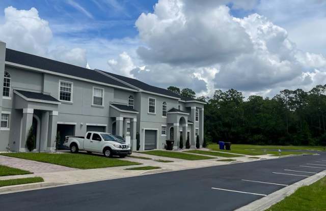 Updated 3 bed 2.5 bath Townhome photos photos