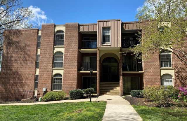 3304 WOODBURN Drive unit: 31 - 3304 Woodburn Road, Woodburn, VA 22003