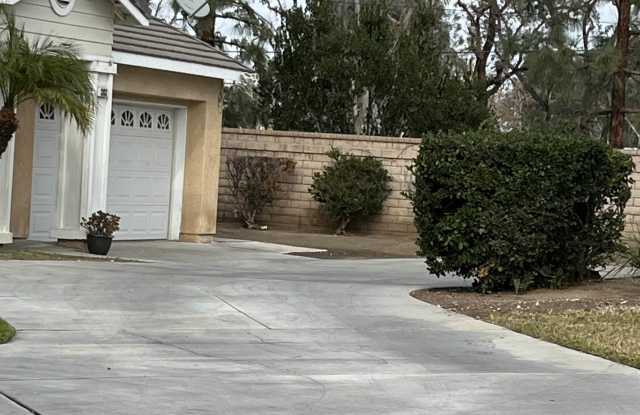 383 Camden Court photos photos