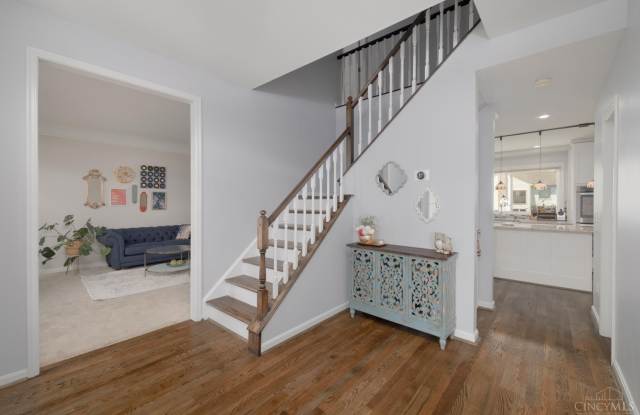 4646 Lakeridge Court Gallery 3