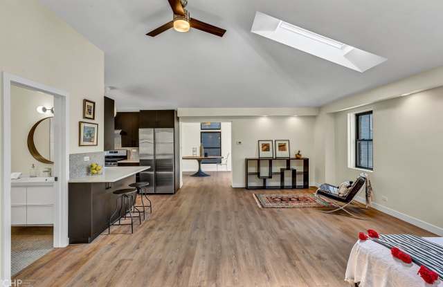 3752 N Magnolia Avenue photos photos