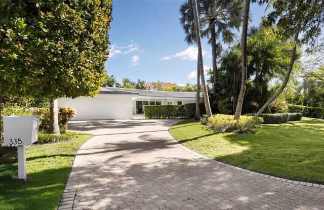 335 Harbor Dr Gallery 3