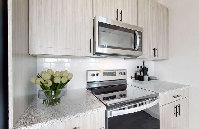 Railside at Wadsworth Station photos photos Railside at Wadsworth Station photos photos