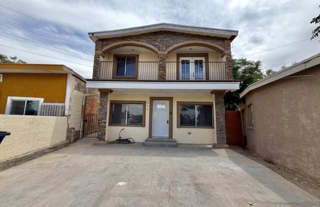 352 LIANA Court photos photos