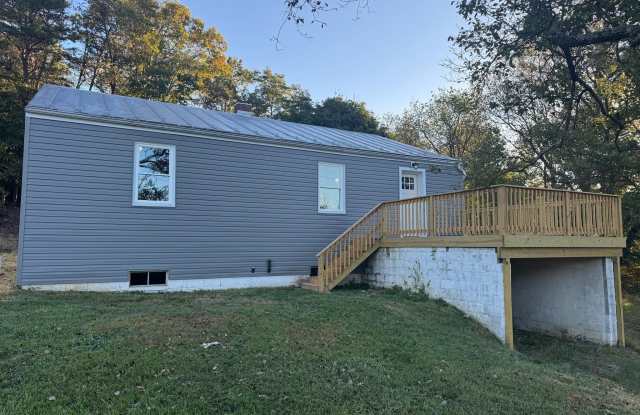 124 CHANDLER COURT photos photos