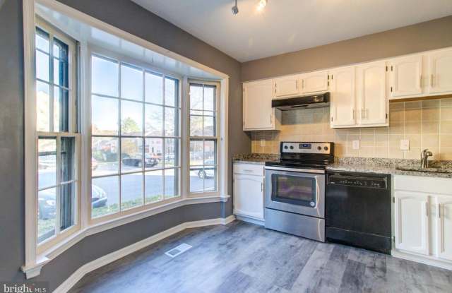 5416 New London Park Drive - 1 Gallery 2