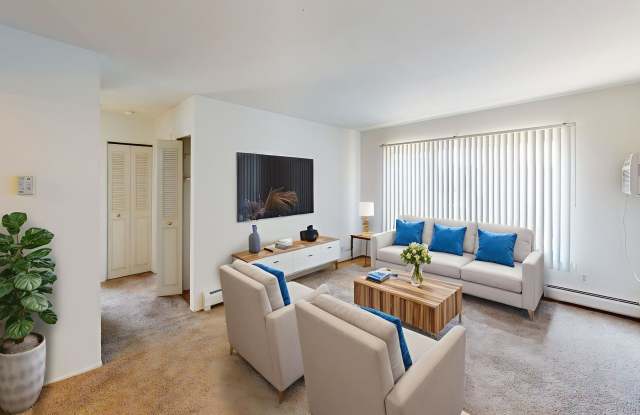 Outer Drive Manor Apartments photos photos