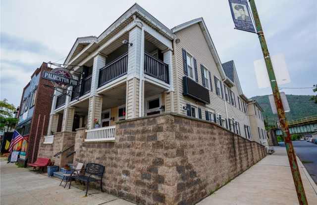 304 Delaware Avenue Gallery 1