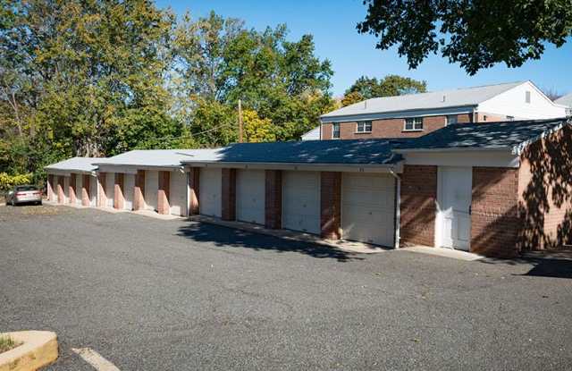 Summit Manor Apartments Gallery 4