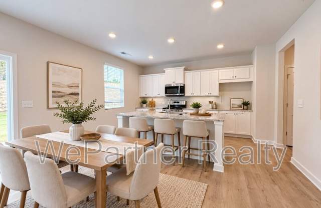 7225 Lacey Dr Gallery 3
