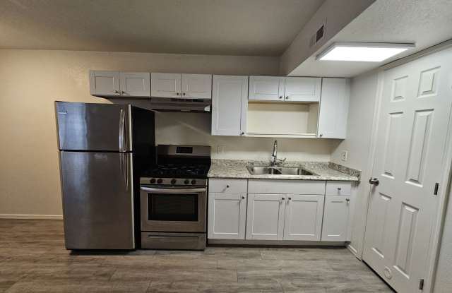 811 East Siesta Drive - 3 - 811 East Siesta Drive, Phoenix, AZ 85042