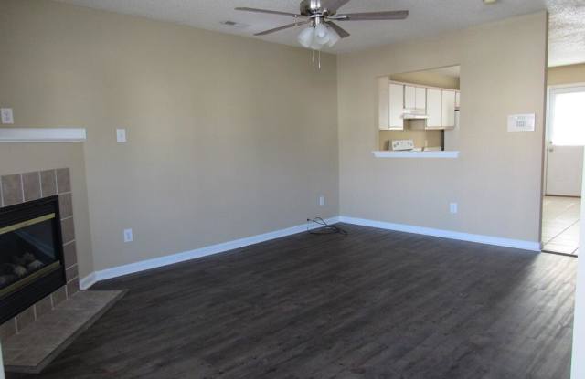 210 Meadowbrook Lane Gallery 2