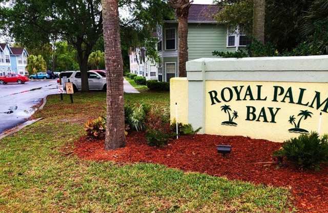 Condo for rent -3 Bed, 2 Bath Condo in Royal Palm Bay photos photos