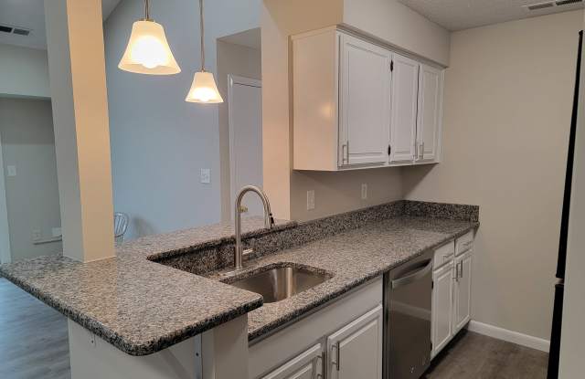 607 Ravens Crest Dr photos photos