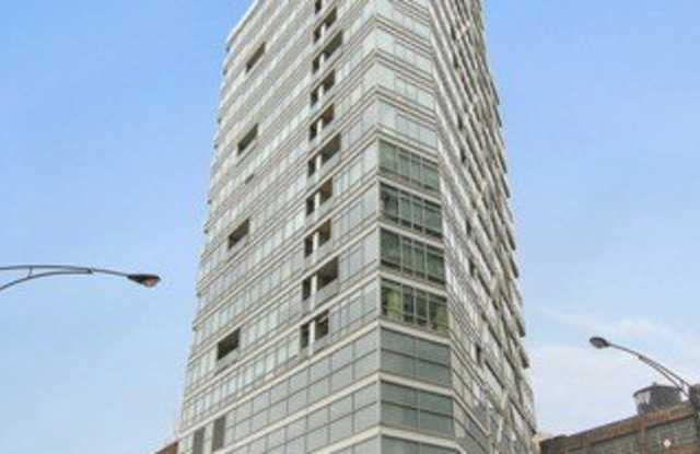 510 W Erie Street Gallery 1