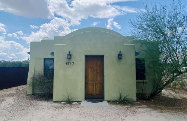 837 East Adams Street - 837 East Adams Street, Tucson, AZ 85719