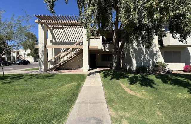 808 East Lawrence Lane photos photos