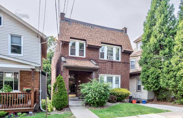 2740 Voekel Ave photos photos