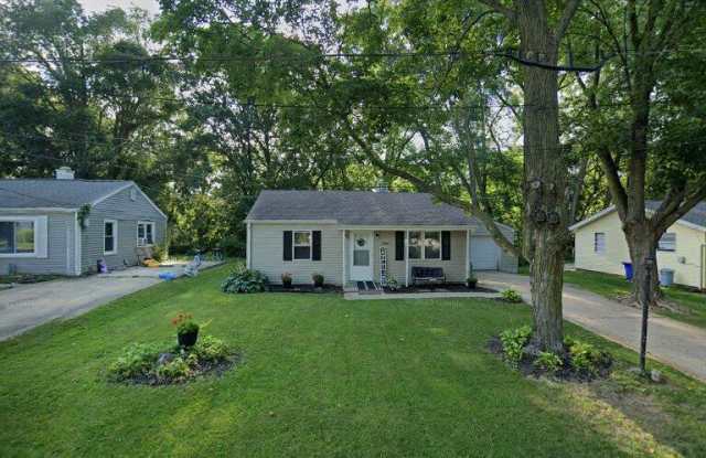 4914 N Best St. photos photos