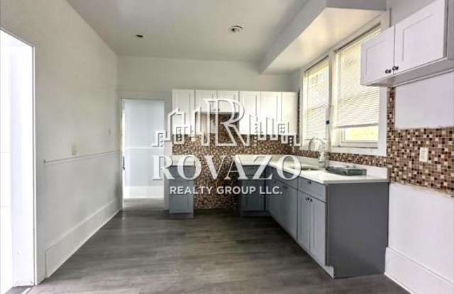 271 Seymour Avenue photos photos
