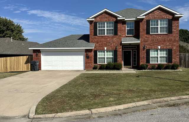 1908 Red Bud Court - 1908 Red Bud Court, Ardmore, OK 73401