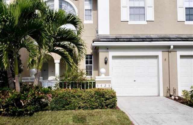 5425 Grand Park Place photos photos