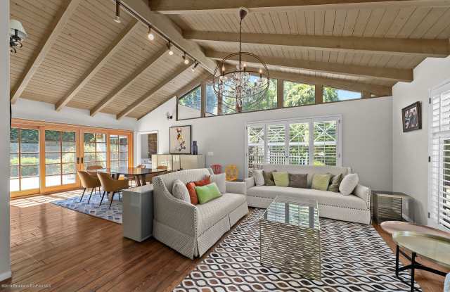 389 Linda Vista Avenue - 389 Linda Vista Avenue, Pasadena, CA 91105