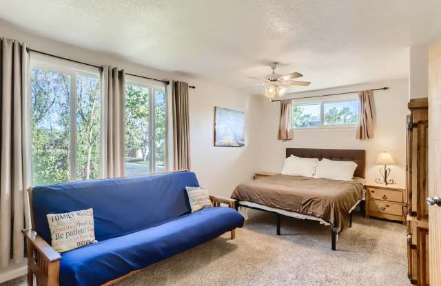 Spacious 5 BDR Lafayette Home - Close to Coal Creek Trail Gallery 3