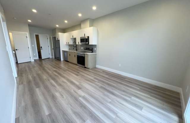 1700 Dorchester Ave. photos photos