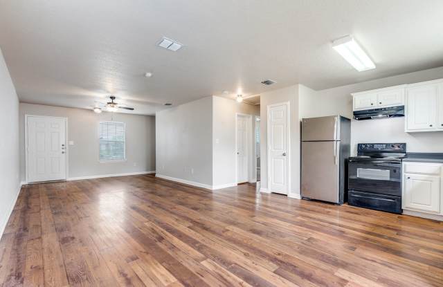 Charming 2- Bedroom in Canyon Crossing Gallery 4