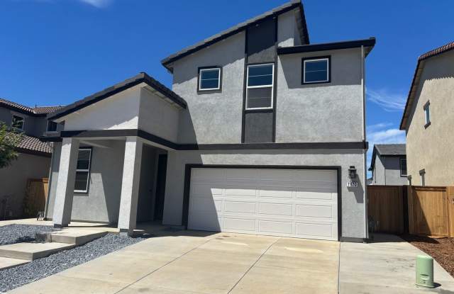 Brand New Build Next to WildHawk Golf Club! photos photos